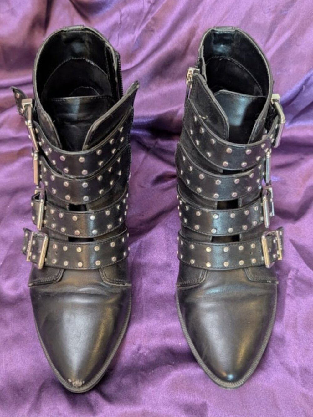 The Circus by Sam Edelman Buckles and Studs black ankle boots - sz 6